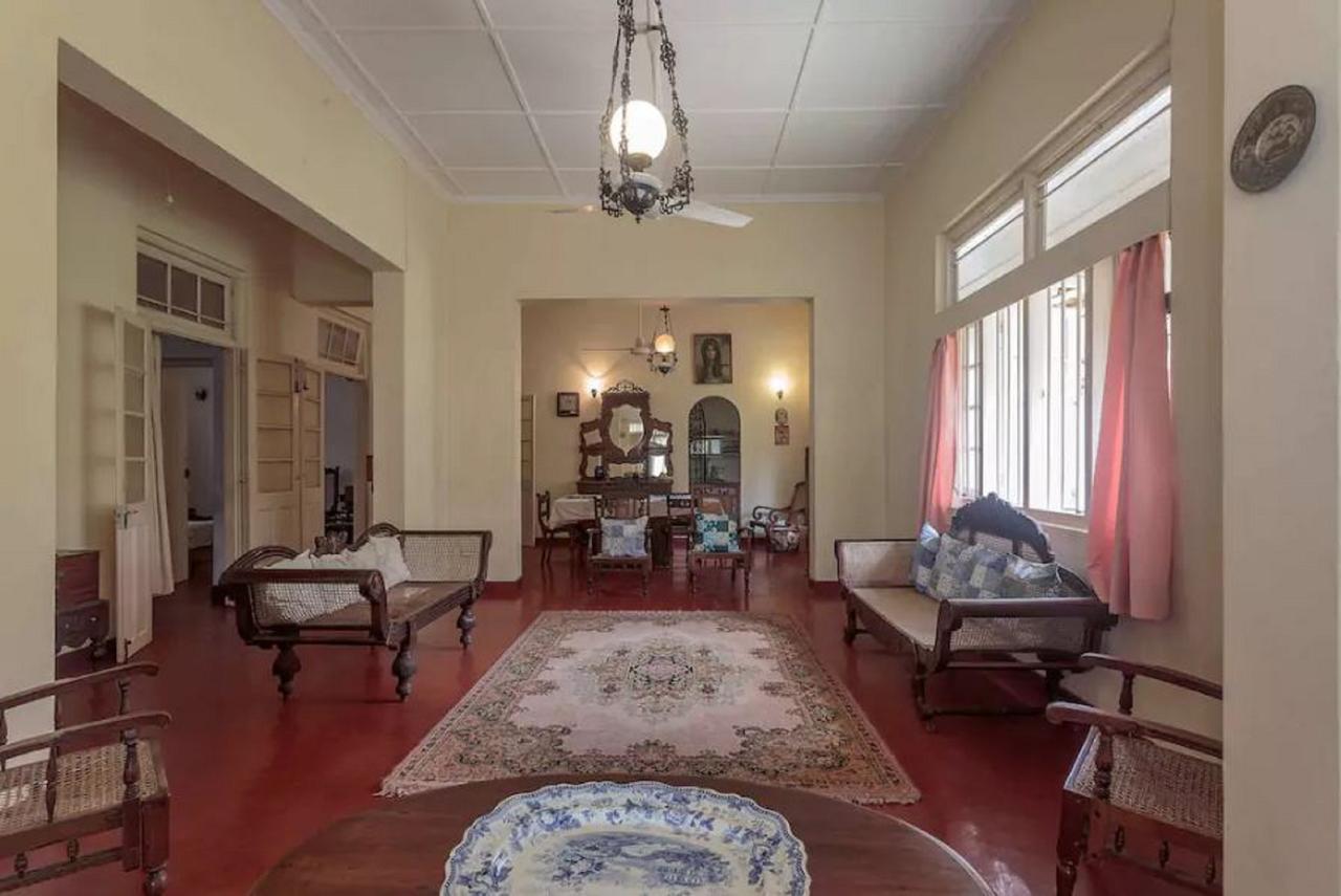 Charming Homestay By The Beach Dehiwala-Mount Lavinia Exterior foto